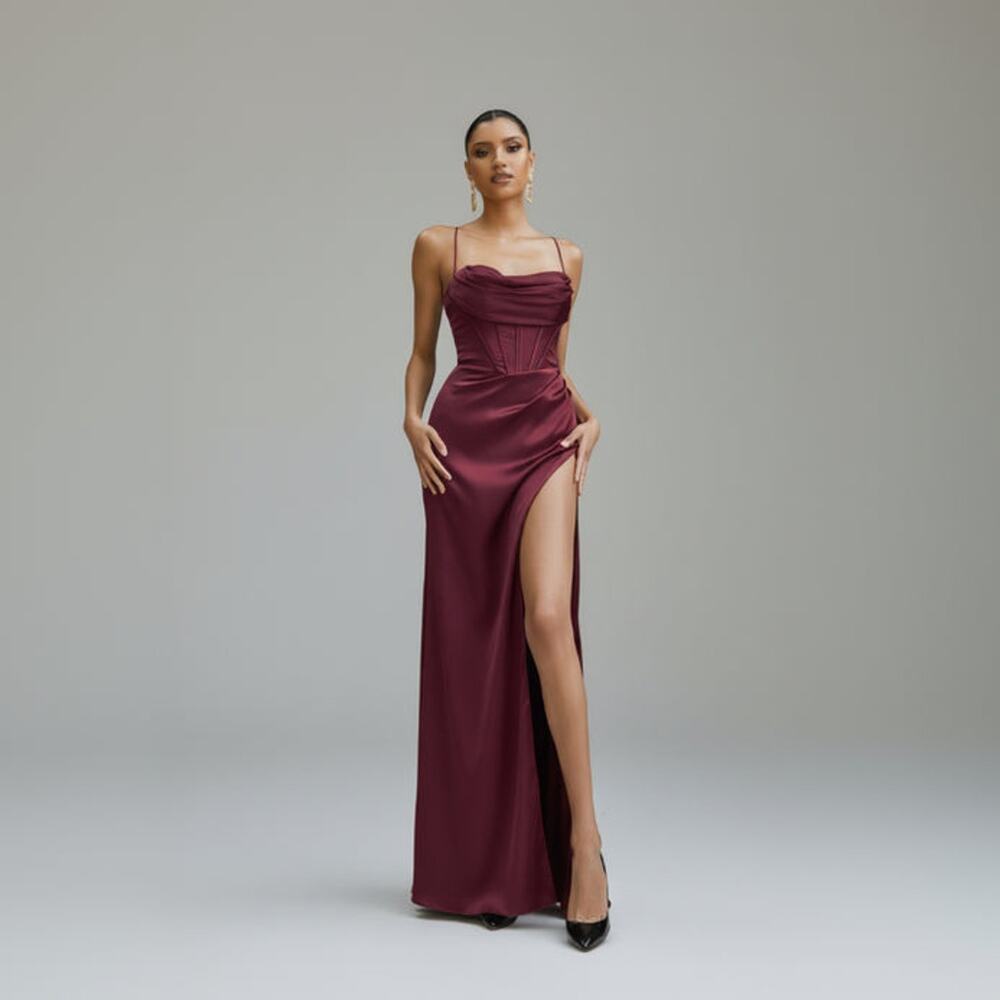 La Divine burgundy dress, size 10, NEW WITH TAGS!